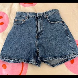 Zara high waisted mom jean shorts